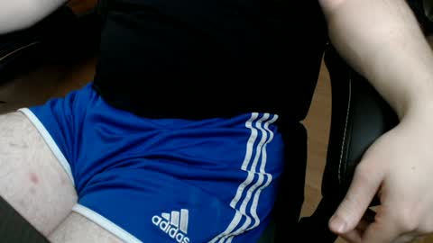 Snapshot of commanderchip chatting on January 18, 11:43 am commanderchip online show from January 18, 11:43 am