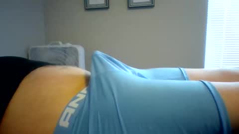 commonmyth4343 online show from April 14, 2:12 pm