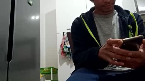 Snapshot of comobailamioso chatting on January 19, 9:45 pm comobailamioso online show from January 19, 9:45 pm