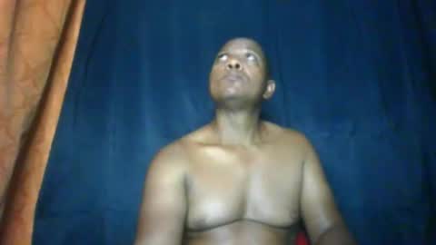 Snapshot of condor087510 chatting on January 7, 4:37 am Miguel online show from January 7, 4:37 am