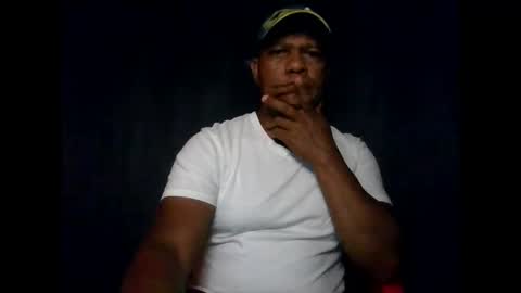 Snapshot of condor087510 chatting on January 9, 2:58 am Miguel online show from January 9, 2:58 am