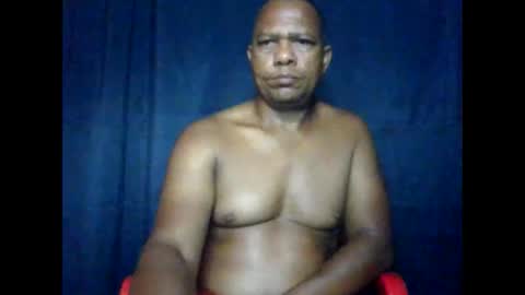 Snapshot of condor087510 chatting on January 12, 7:57 am Miguel online show from January 12, 7:57 am