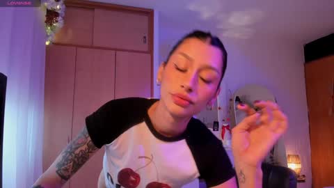 connie    online show from December 27, 1:18 pm