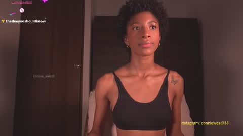 Snapshot of connie_west0 chatting on September 21, 11:28 pm   independent model online show from September 21, 11:28 pm