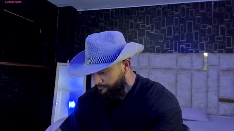 Snapshot of connor_666 chatting on February 2, 1:02 am rusfegui online show from February 2, 1:02 am