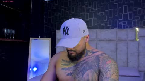 Snapshot of connor_666 chatting on February 16, 5:04 am rusfegui online show from February 16, 5:04 am