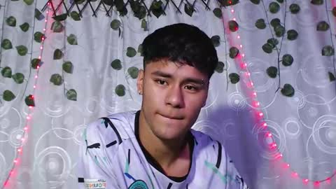 connor_michael online show from October 7, 11:13 pm