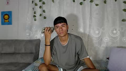 connor_michael online show from November 29, 3:20 am