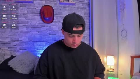 Snapshot of connorsmith_26 chatting on October 28, 1:53 am Connor Smith online show from October 28, 1:53 am