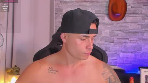 Snapshot of connorsmith_26 chatting on November 23, 10:31 pm Connor Smith online show from November 23, 10:31 pm