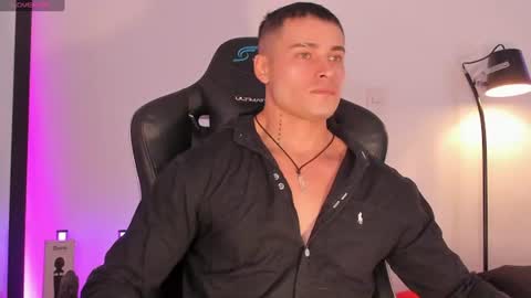 Snapshot of connorsmith_26 chatting on July 6, 3:03 pm Connor Smith online show from July 6, 3:03 pm