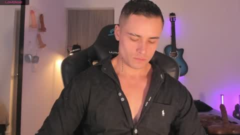 Snapshot of connorsmith_26 chatting on July 17, 2:45 pm Connor Smith online show from July 17, 2:45 pm