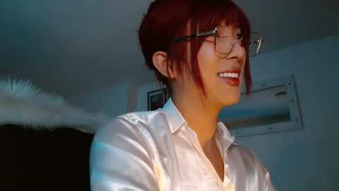 conny online show from April 7, 7:09 am