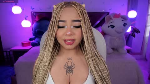 Snapshot of conny_curly chatting on January 26, 1:25 pm Conny online show from January 26, 1:25 pm