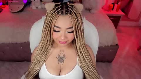 Snapshot of conny_curly chatting on March 9, 1:26 pm Conny online show from March 9, 1:26 pm