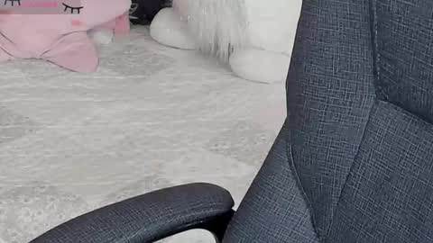 Snapshot of conny_curly chatting on November 19, 1:55 pm Conny online show from November 19, 1:55 pm