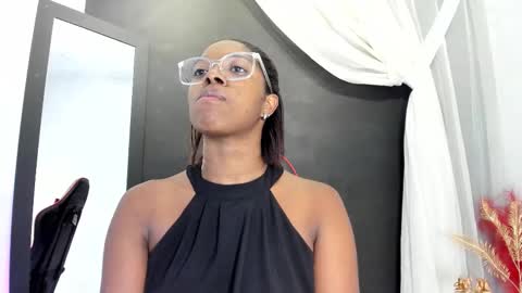 Snapshot of connywellss chatting on March 3, 3:56 am Nilo Solem online show from March 3, 3:56 am