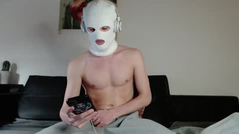 Snapshot of conor_and_chester chatting on January 24, 5:32 pm Conor and Chester online show from January 24, 5:32 pm