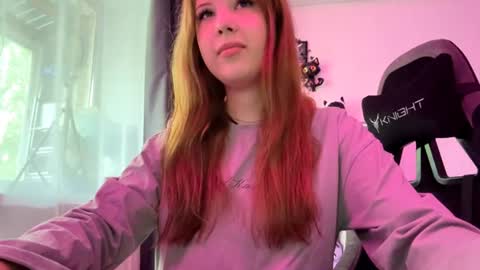 Annie online show from July 18, 8:29 am
