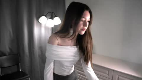 Ellie online show from March 31, 8:26 am