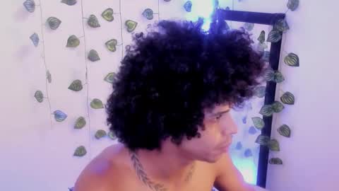 Snapshot of cookedcock chatting on October 17, 1:35 pm Aaron online show from October 17, 1:35 pm