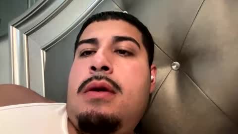 Snapshot of cookie_monster8593 chatting on October 20, 10:10 pm cookie_monster8593 online show from October 20, 10:10 pm