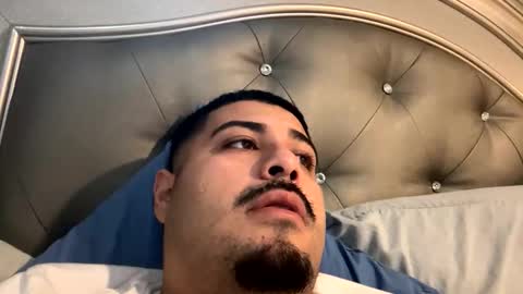 Snapshot of cookie_monster8593 chatting on November 4, 9:03 pm cookie_monster8593 online show from November 4, 9:03 pm