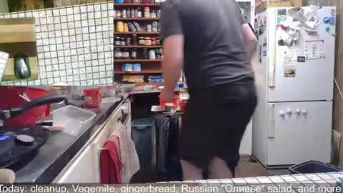 Snapshot of cookieliquor chatting on December 27, 10:12 am Cookie - I do cooking streams occasionally. Next stream online show from December 27, 10:12 am