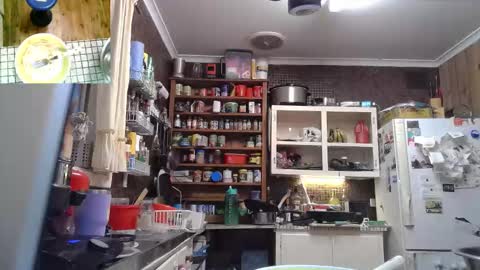 Snapshot of cookieliquor chatting on December 13, 7:53 pm Cookie - I do cooking streams occasionally. Next stream online show from December 13, 7:53 pm