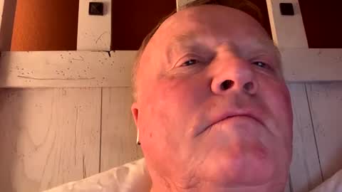 cookoosnest online show from December 7, 8:00 am