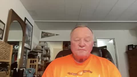 cookoosnest online show from December 15, 3:53 pm