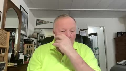 cookoosnest online show from January 7, 1:06 am