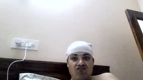 Snapshot of cool_breeze09 chatting on June 11, 10:57 am Cool Breeze09 online show from June 11, 10:57 am