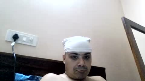 Snapshot of cool_breeze09 chatting on June 16, 7:44 am Cool Breeze09 online show from June 16, 7:44 am