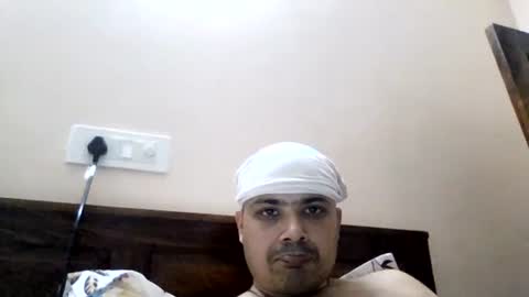 Snapshot of cool_breeze09 chatting on June 24, 10:03 am Cool Breeze09 online show from June 24, 10:03 am