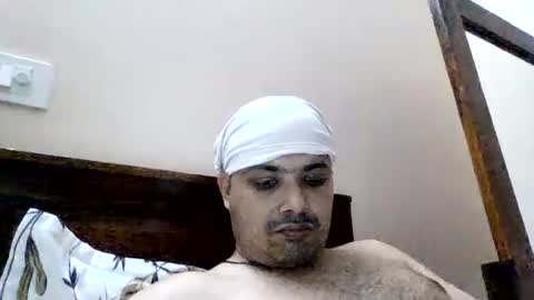 Snapshot of cool_breeze09 chatting on June 25, 12:42 pm Cool Breeze09 online show from June 25, 12:42 pm
