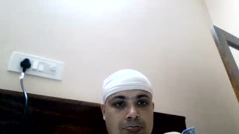 Snapshot of cool_breeze09 chatting on July 15, 9:36 am Cool Breeze09 online show from July 15, 9:36 am