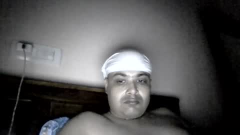 Snapshot of cool_breeze09 chatting on August 6, 12:07 pm Cool Breeze09 online show from August 6, 12:07 pm