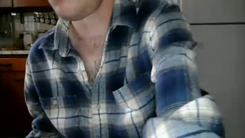 Snapshot of cooldude5432 chatting on February 11, 8:20 pm Cool Dude online show from February 11, 8:20 pm