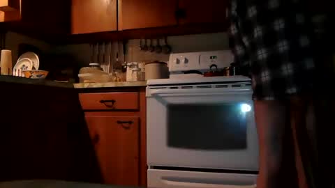 Snapshot of cooldude5432 chatting on February 14, 11:09 pm Cool Dude online show from February 14, 11:09 pm