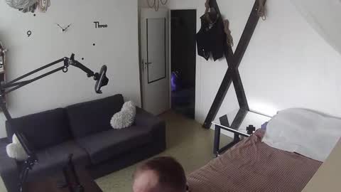 Coolfoolpair online show from January 10, 12:51 pm