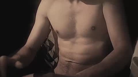 Snapshot of coolmementox chatting on January 9, 12:57 am ChoveEnArrakis online show from January 9, 12:57 am