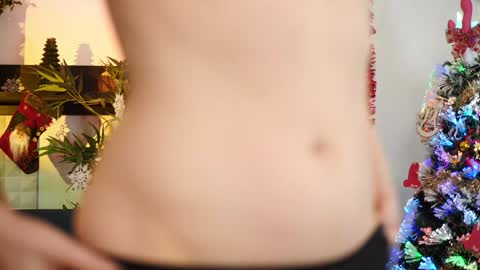 Snapshot of coolteacher chatting on December 4, 8:45 am Ginger The Cringer online show from December 4, 8:45 am