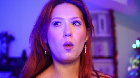 Snapshot of coolteacher chatting on December 13, 9:35 am Ginger The Cringer online show from December 13, 9:35 am