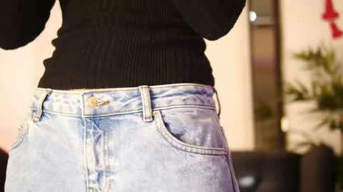 Snapshot of coolteacher chatting on February 27, 9:11 am Ginger The Cringer online show from February 27, 9:11 am