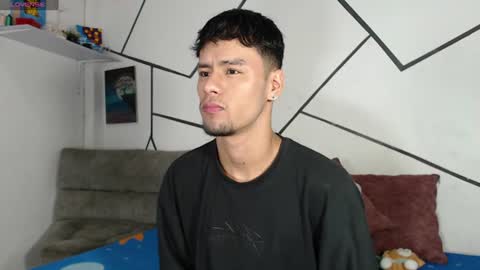Snapshot of cooper_shiroo chatting on June 15, 2:19 pm shiro online show from June 15, 2:19 pm