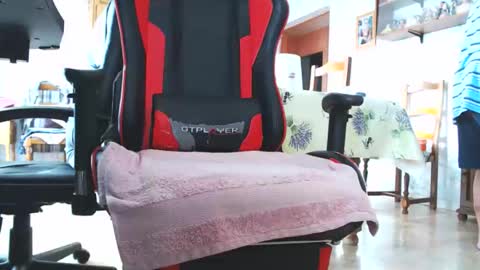 Snapshot of coquin375 chatting on May 1, 6:18 am coquin375 online show from May 1, 6:18 am