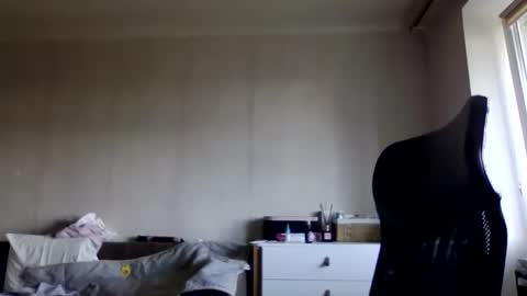 Snapshot of cora_fora chatting on September 11, 7:08 am cora_fora online show from September 11, 7:08 am