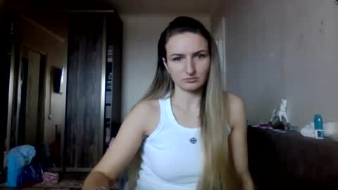cora_fora online show from February 13, 10:33 am