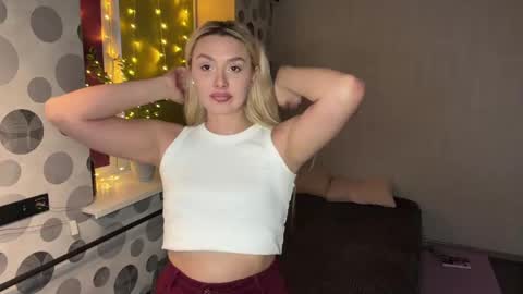 Anny online show from April 12, 4:34 pm